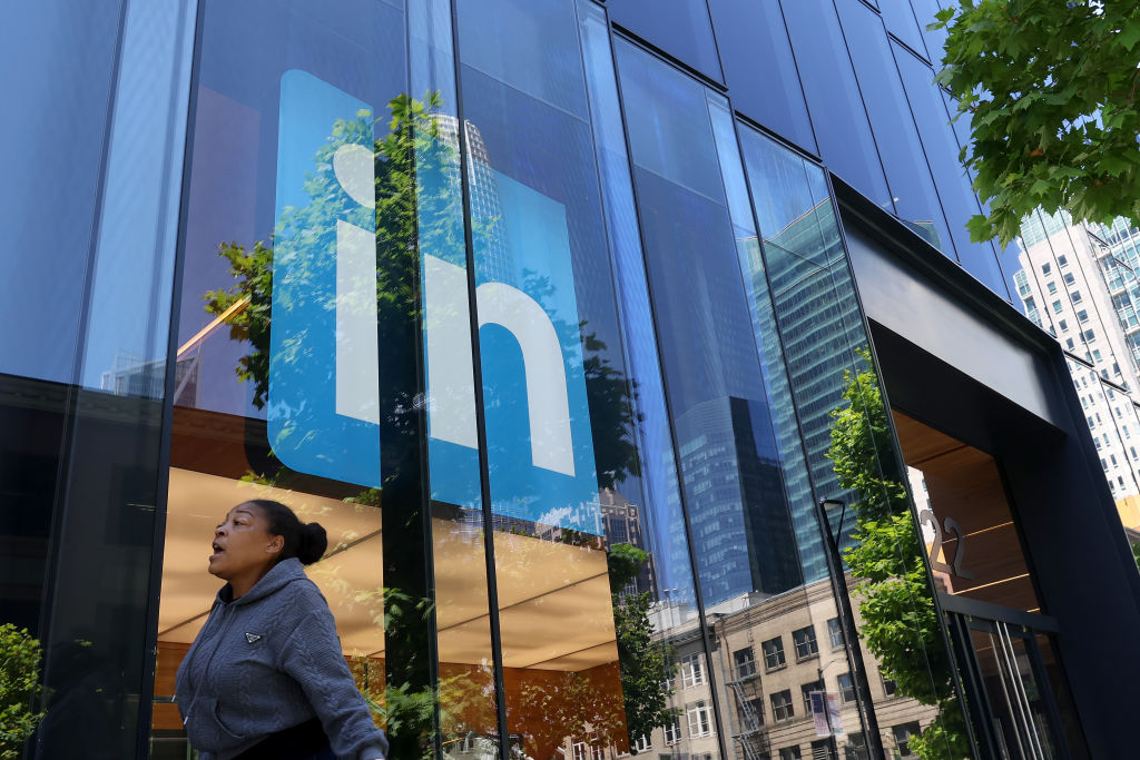 Opinion: This Survey Says LinkedIn Is A Site Of Anti-Black Discrimination